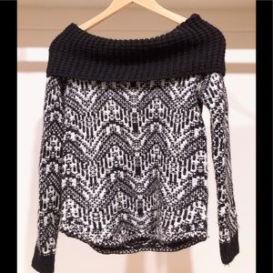 Abercrombie & Fitch Off-shoulder Sweater